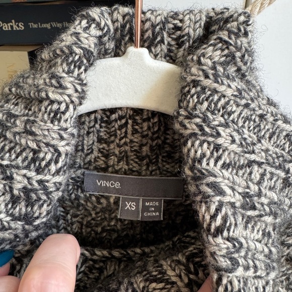 Vince brown black chunky cable knit turtleneck vintage sweater classic winter - Picture 3 of 4